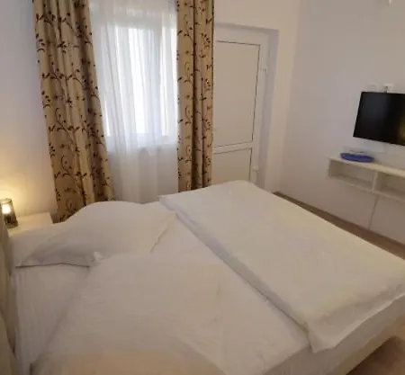 Πανσιόν Casa Picu