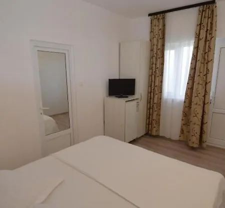 Casa Picu Πανσιόν *